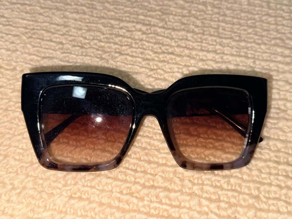 True Religion Square Sunglasses Black Tortoise Gradient